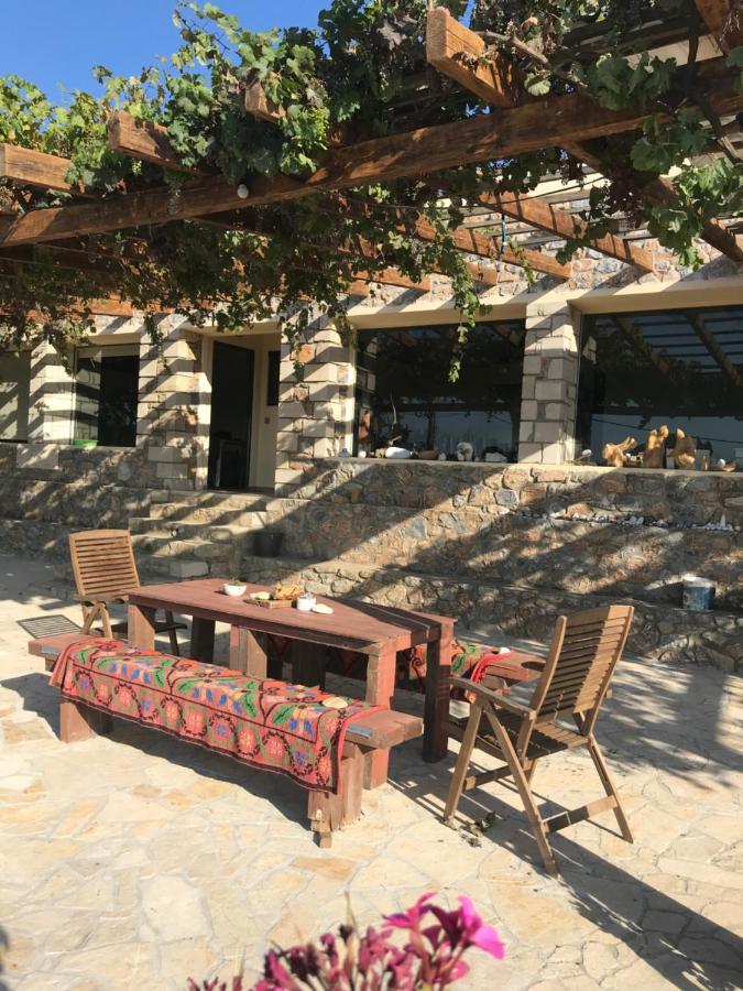 Mitato Open View Villa Kharkia Exterior photo